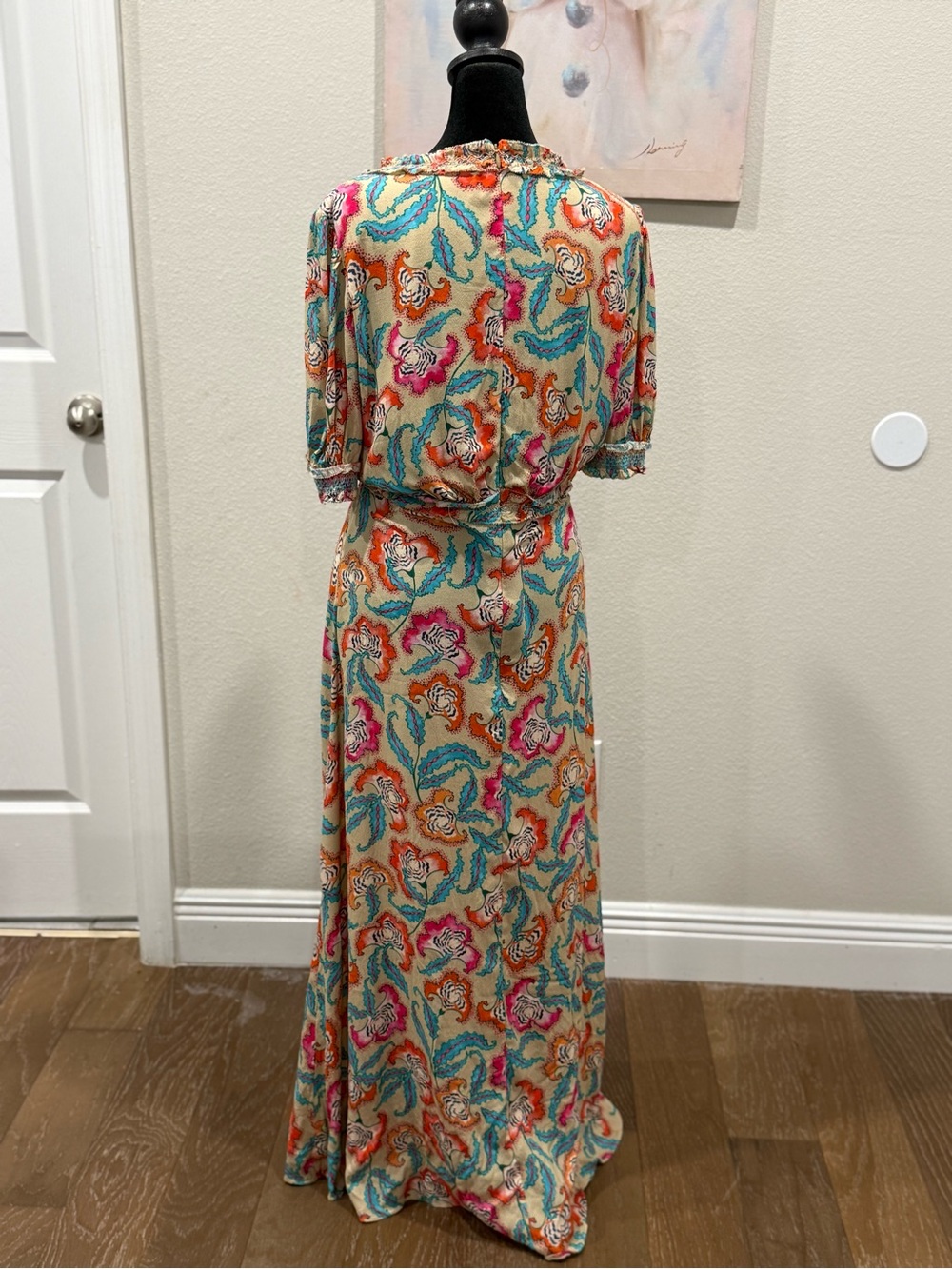 SALONI Cream Multicolor Floral V-Neck Maxi Dress - Picture 3 of 10